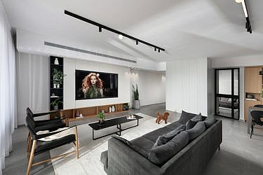 רהיטים צפים עושים קסמים. בזלת אדריכלים | צילום: אלעד גונן