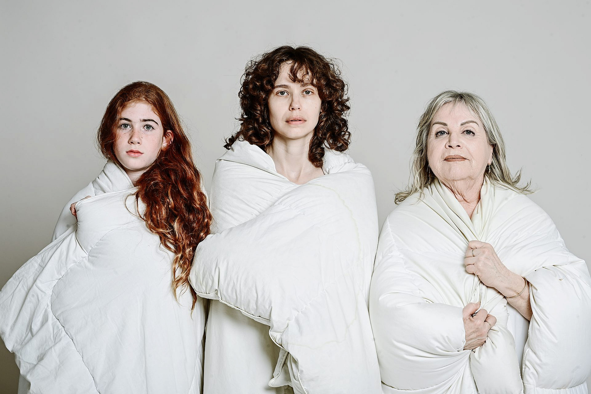 "קולו של העולם שרק אני שומעת" מאת שקד מוכיח | צילום: אלה ברק