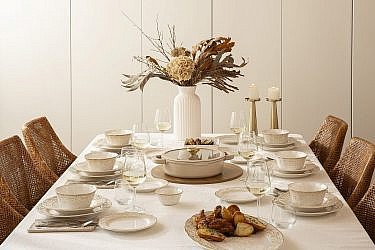 שולחן חג. ורדינון- נעמן | צילום: יח"צ