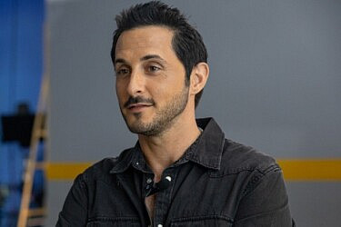 תומר קאפון בצילומי קמפיין ליברה ואפליקציית צ'יק | צילום: ליז טיאר