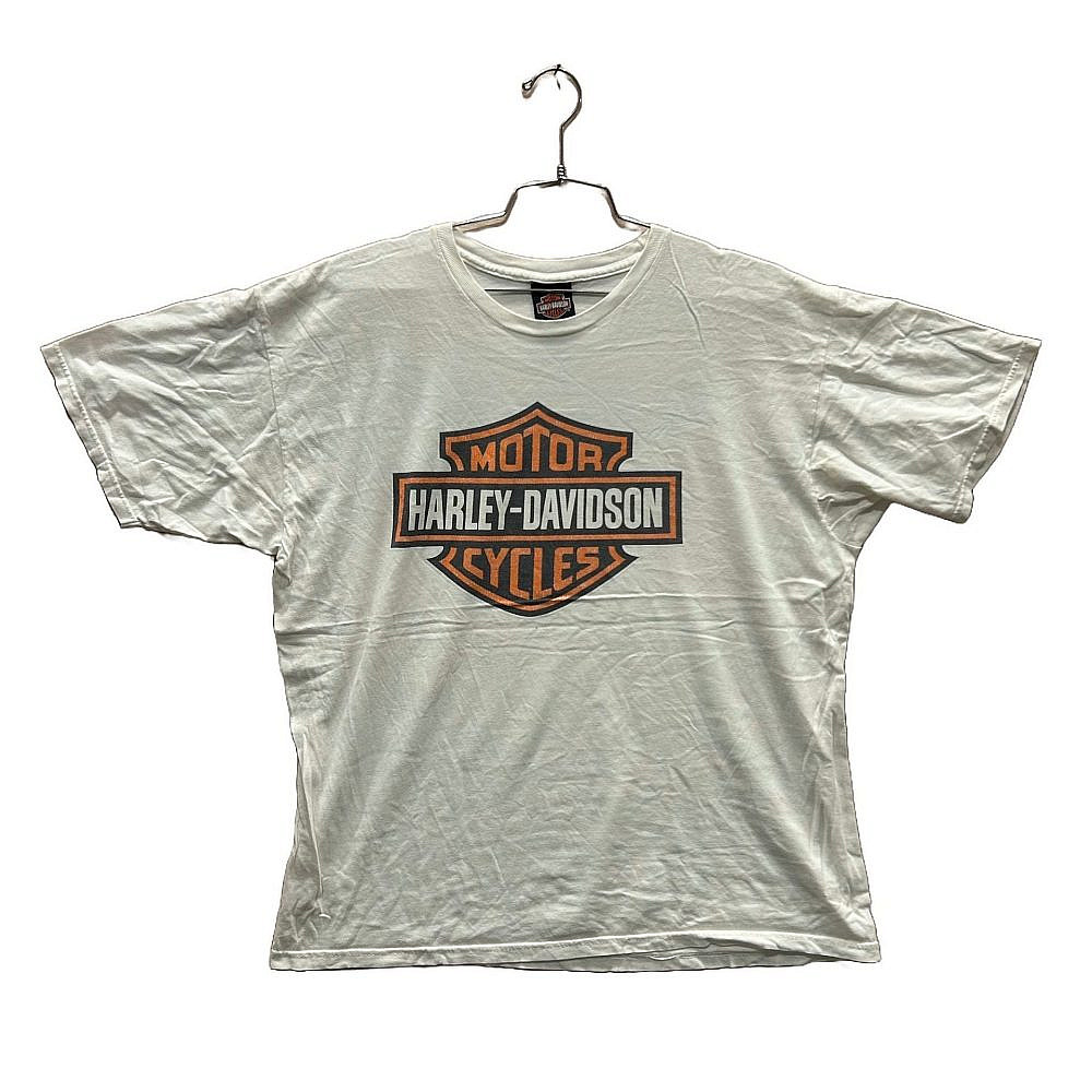 פאפא וינטאג' לטי מרקט. מחיר 120 ש&quot;ח | צילום: איתי פאפא