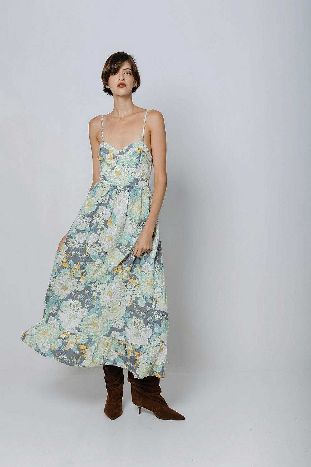 וויספר אנד לאוד. 480 ש&quot;ח | צילום: איה זך