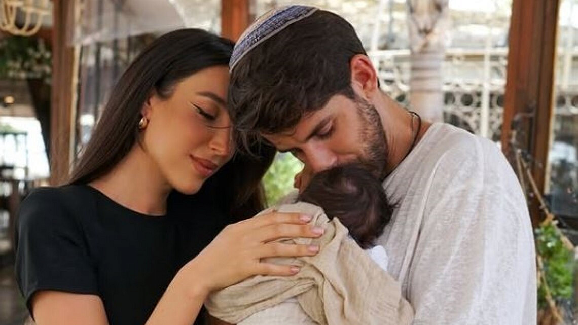 טליה עובדיה ושחף רז באירוע ברית מילה לבנם הבכור | צילום: מאי כהן, אינסטגרם taliaovadia1@
