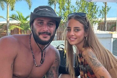 "אנחנו מחייכים מבחוץ ומדממים מבפנים". מייה שם ורועי שלו | צילום: אינסטגרם mia_schem@