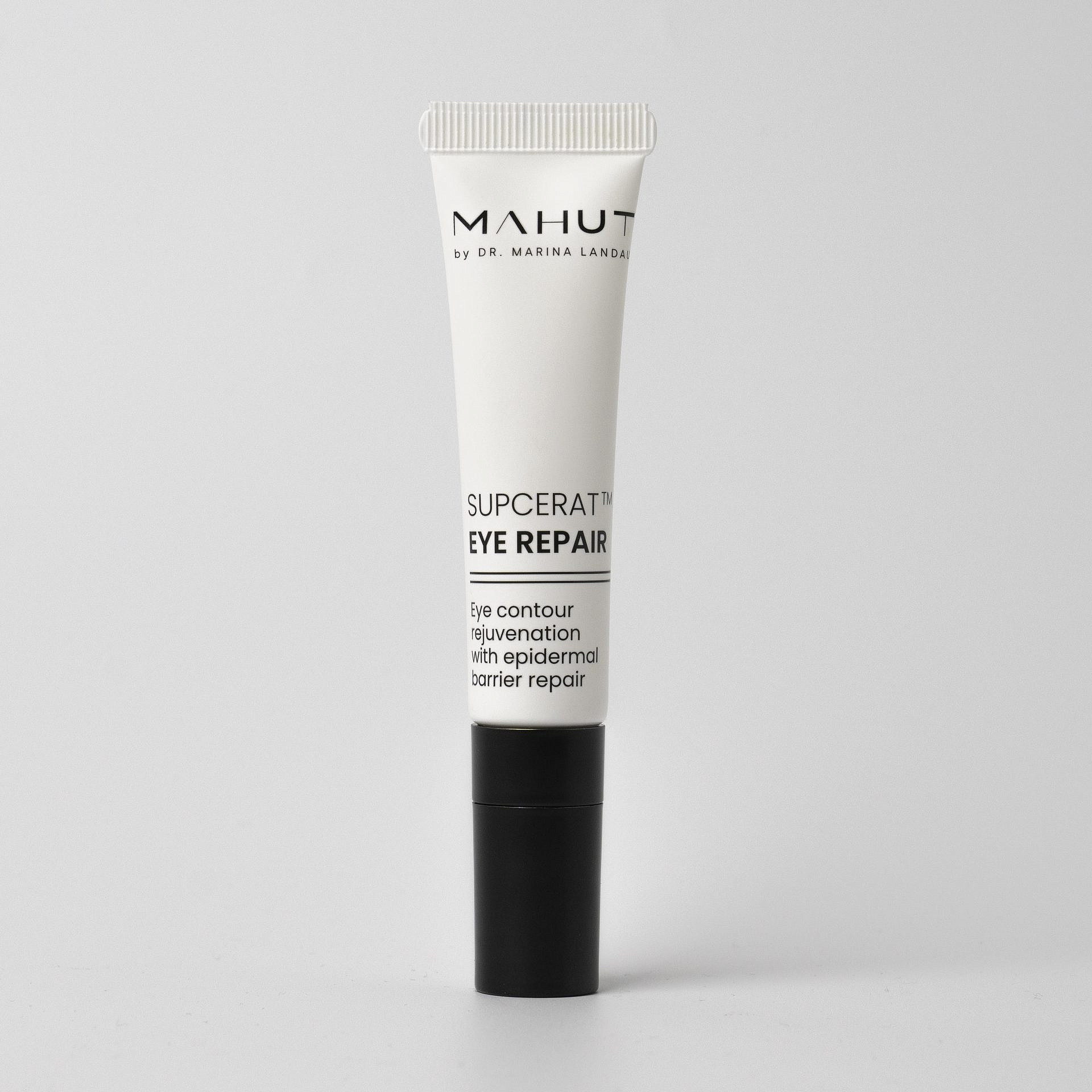 תכשיר עיניים מסדרת מהות של ד"ר מרינה לנדאו. 530 ש"ח | צילום: יח"צ