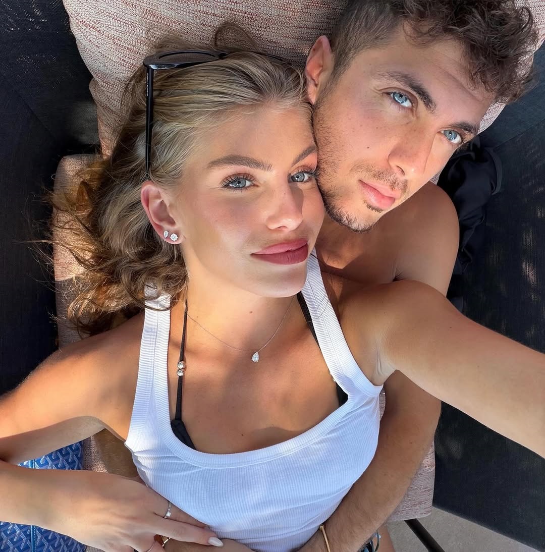 לוק א-לייק? אנחנו רק שואלות. טיילור מלכוב ובן זוגה אייזיק נקש | צילום: אינסטגרם malkovtaylor@