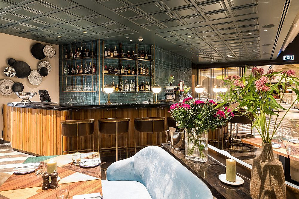 מסעדת 02 במלון ענבל | צילום: יונתן בן חיים