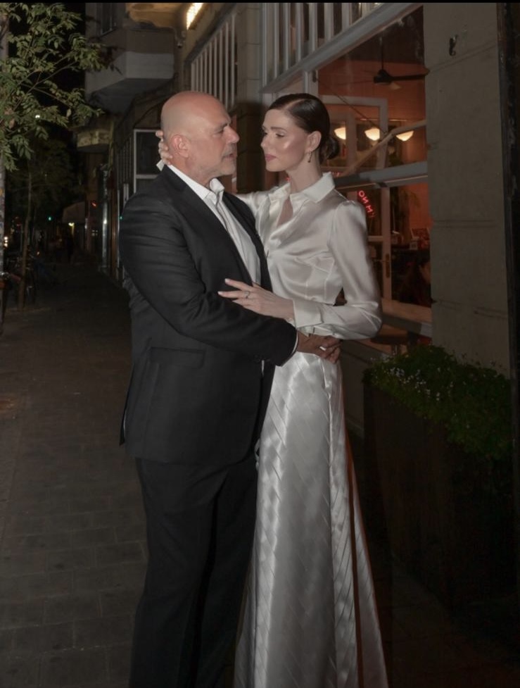 רונית יודקביץ' ובן זוגה אלי ברק ביום חתונתם | צילום: באדיבות המצולמים