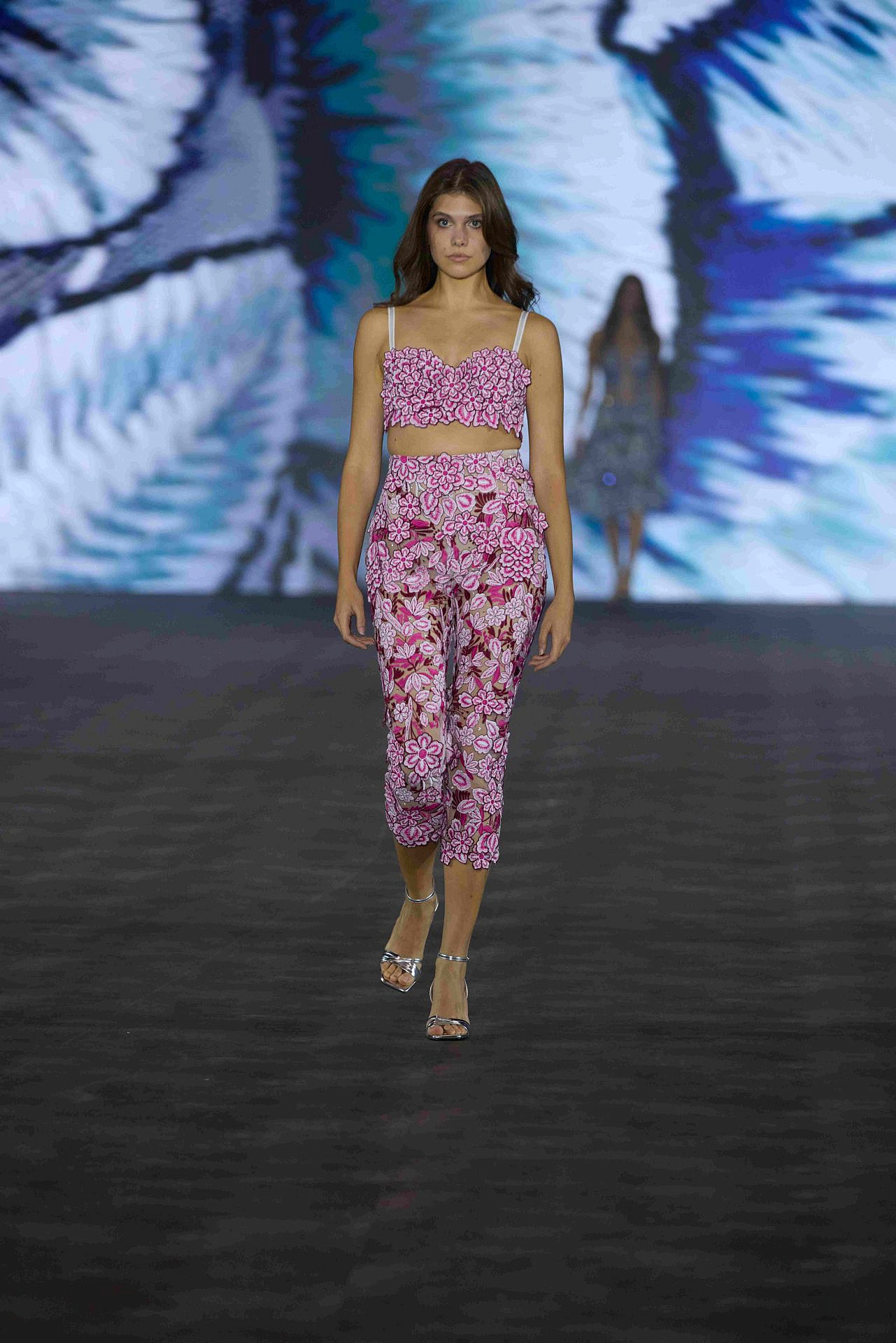 התצוגה של ירון מינקובסקי, שבוע האופנה ישראל קנדה תל אביב 2025 | צילום: עומרי רוזנגרט