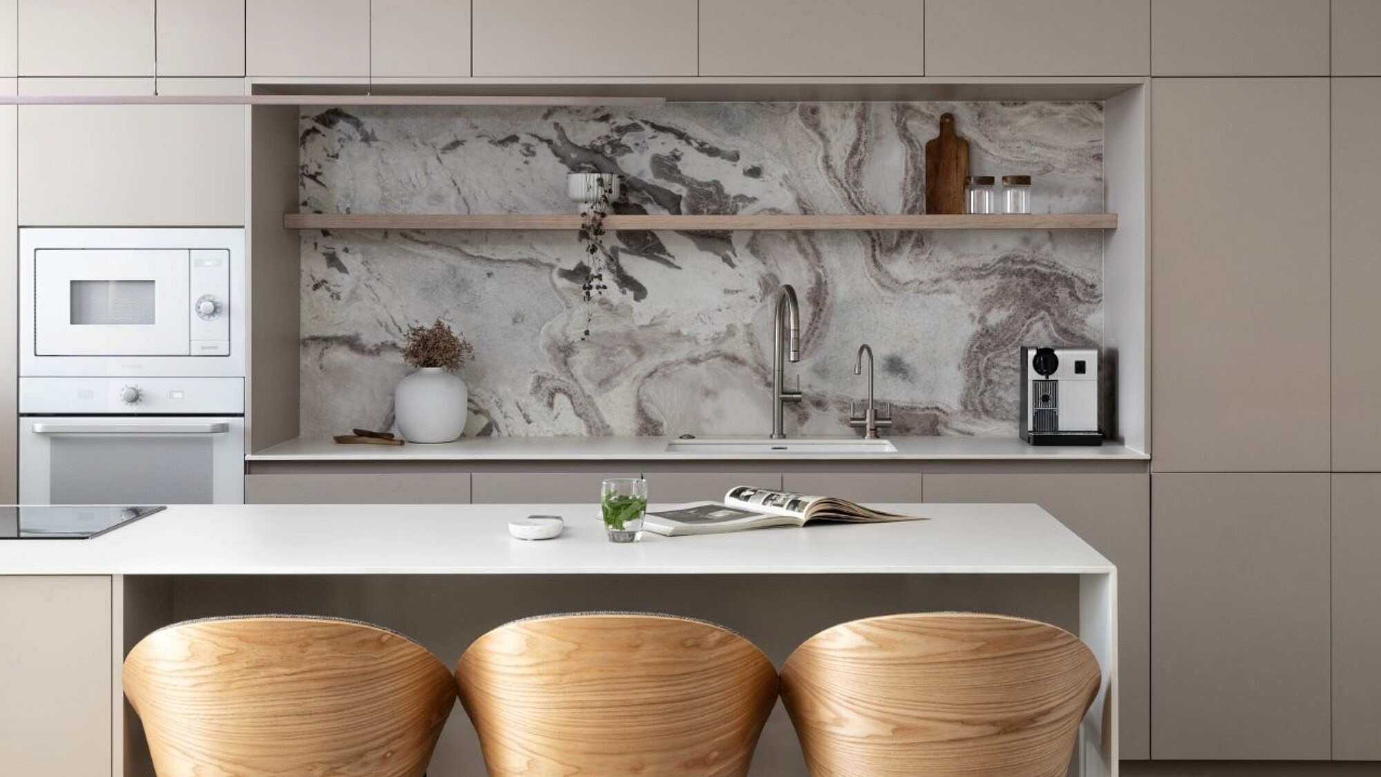 מטבחי סמל. מעצבת ליאור טיגר, צלם אושר גולן