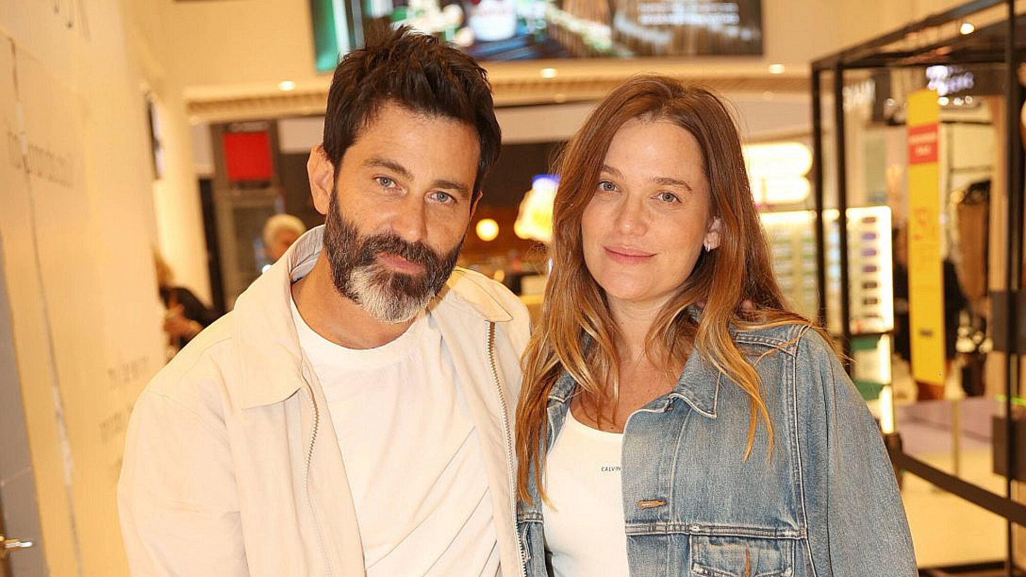 דנה פרידר ויהודה לוי בהשקת הפופ-אפ של MOODY בקניון עופר רמת אביב | צילום: אור גפן