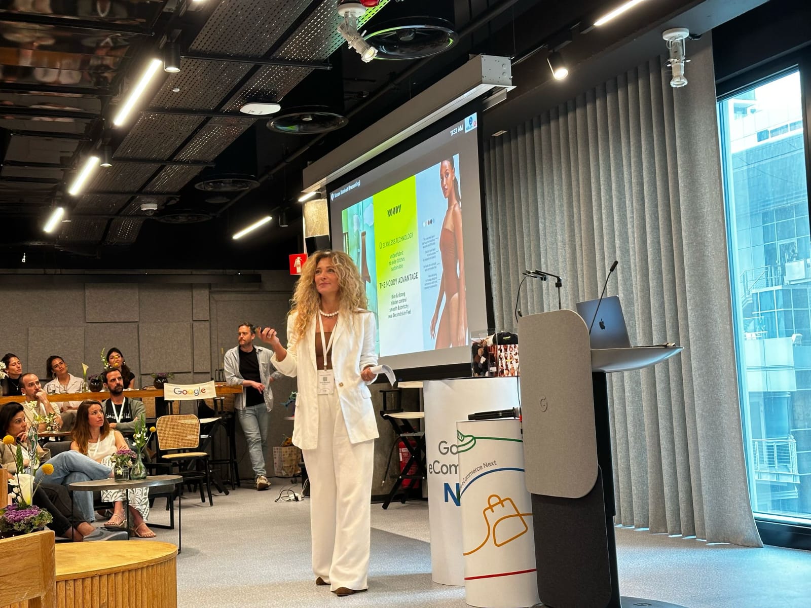 &quot;נכנסתי דרך הדלת שקים קרדשיאן פתחה&quot;. אורנה אלוביץ' בכנס בינלאומי של גוגל | צילום: באדיבות המצולמת