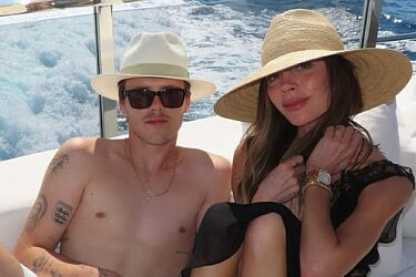 ויקטוריה בקהאם ובנה קרוז | צילום: אינסטגרם victoriabeckham@