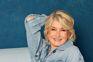 תופרת סיפור בג'ינס. מרתה סטיוארט | צילום: יח"צ, אמריקן איגל