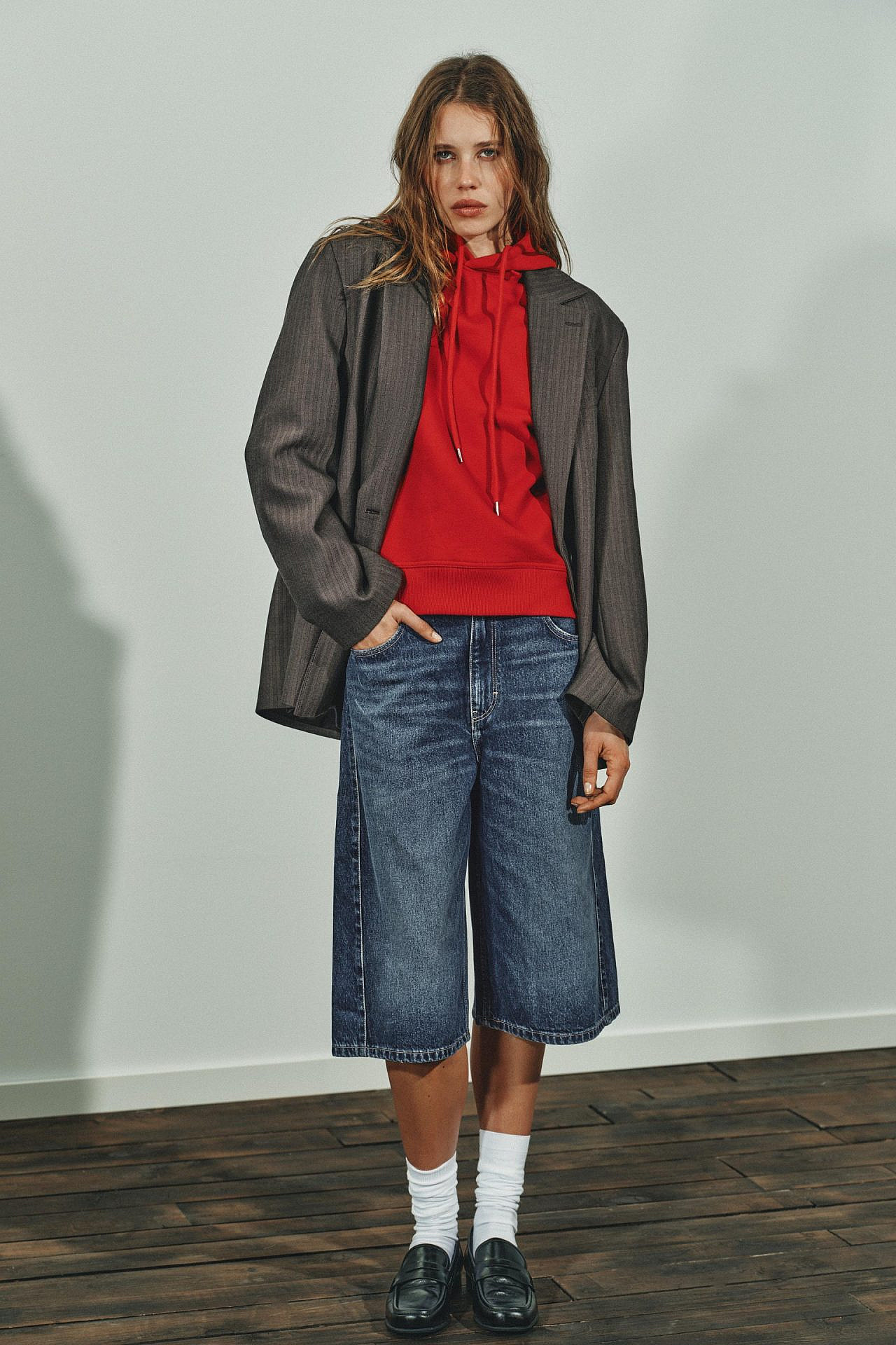 זארה. בלייזר אוברסייז 259 ש"ח במקום 399 ש"ח | צילום: יח"צ