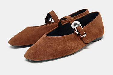 זארה. נעלי בלרינה מזמש, 199 ש"ח במקום 279 ש"ח | צילום: יח"צ