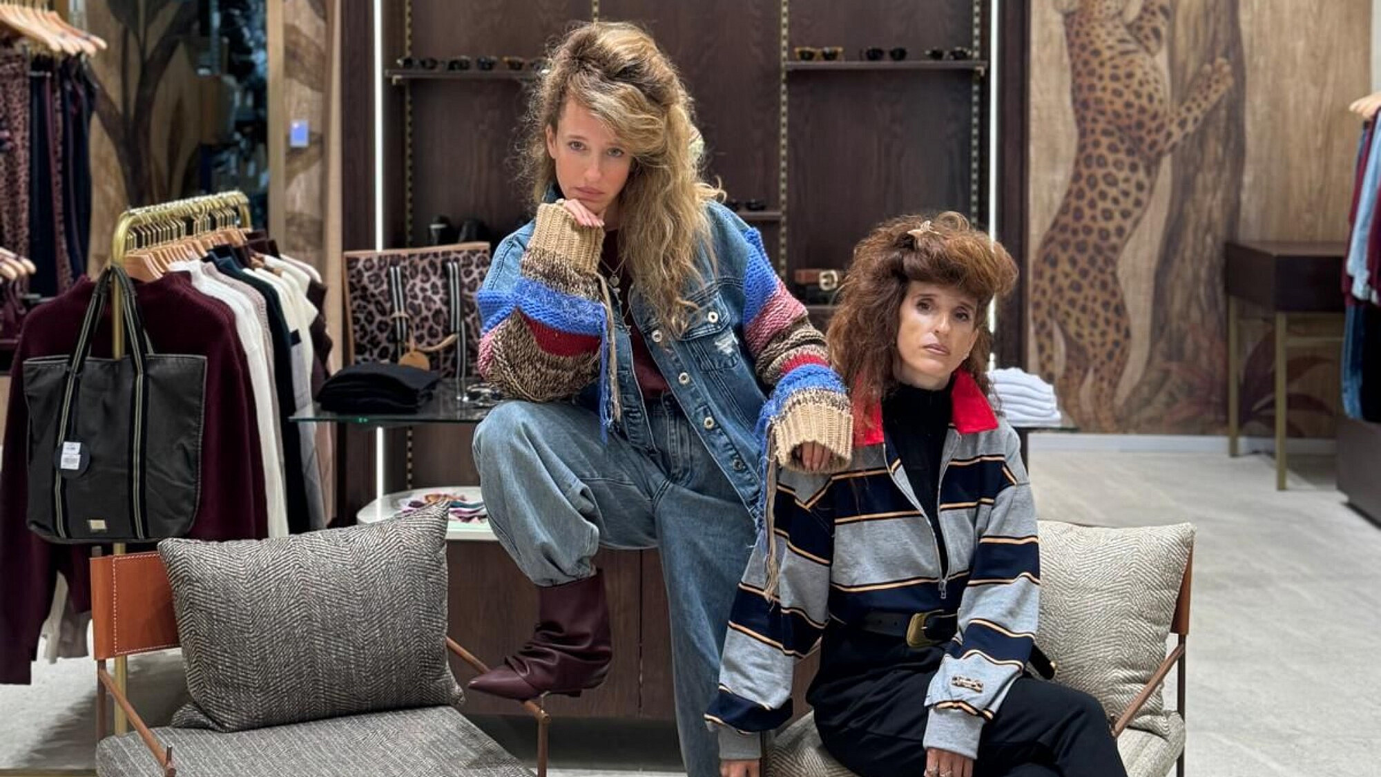 דניאלה צור-לבקוביץ' ואלונה צור-קומיסר בחנות החדשה של סיסטארז בביג גלילות | צילום באדיבות סיסטארז