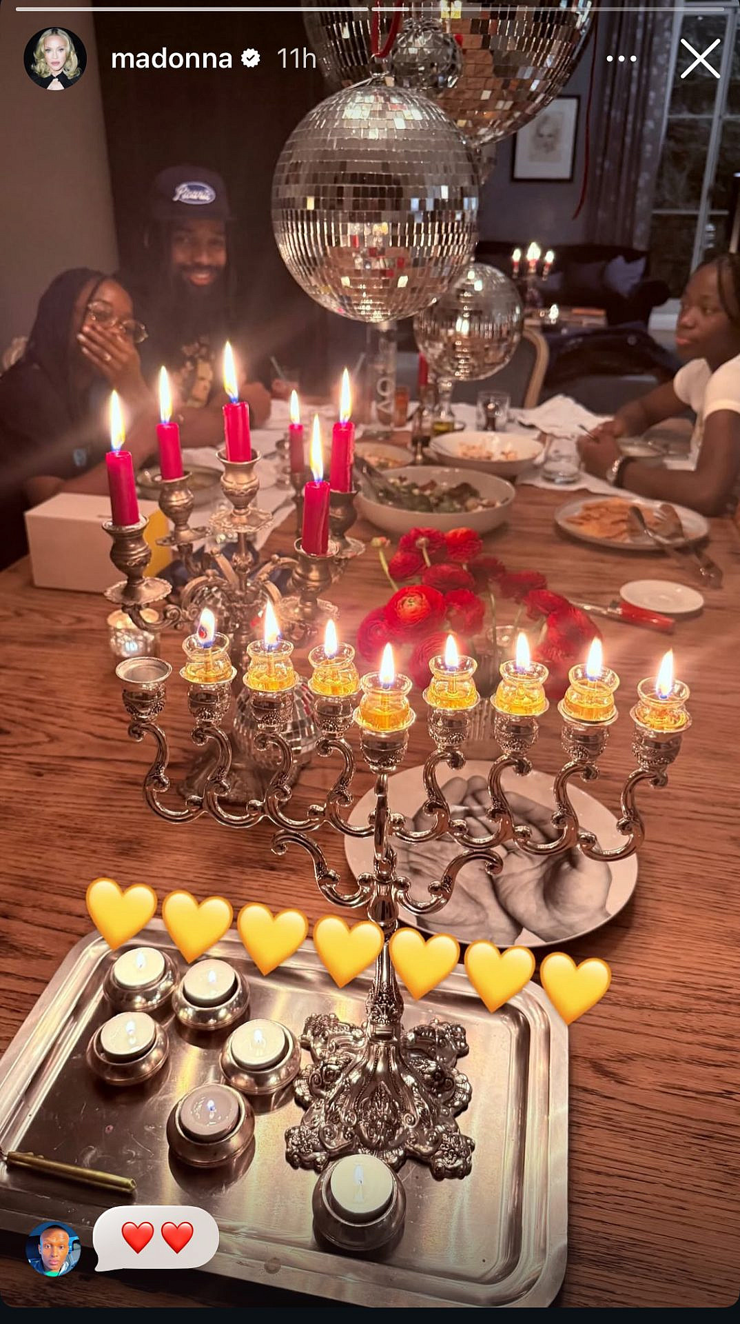 מדונה חוגגת את חנוכה עם בן זוגה אקים מוריס | צילום: אינסטגרם madonna@