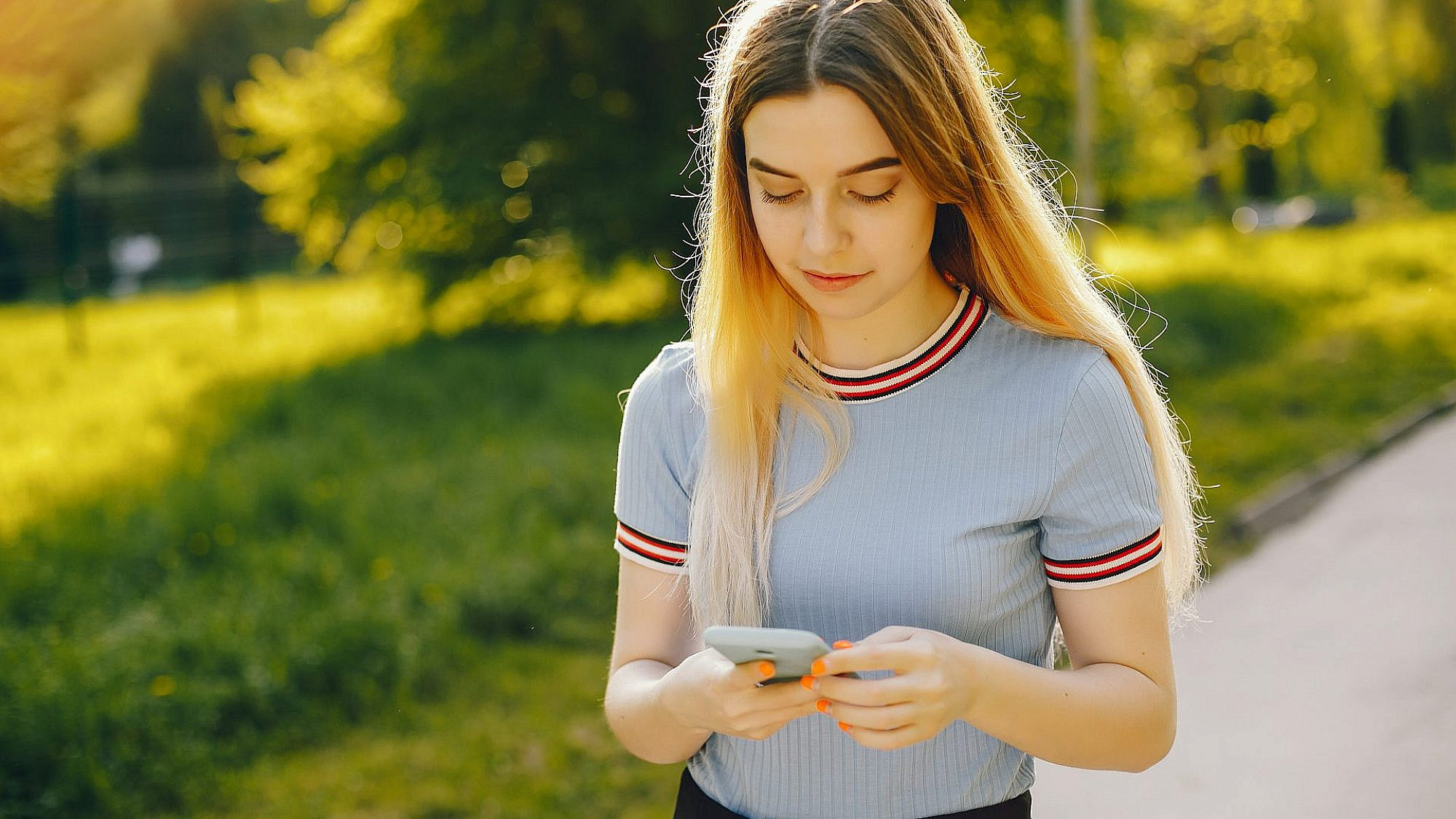 כל הסכנות בסמארטפון אחד | צילום: Freepik כל הסכנות בסמארטפון אחד | צילום: Freepik