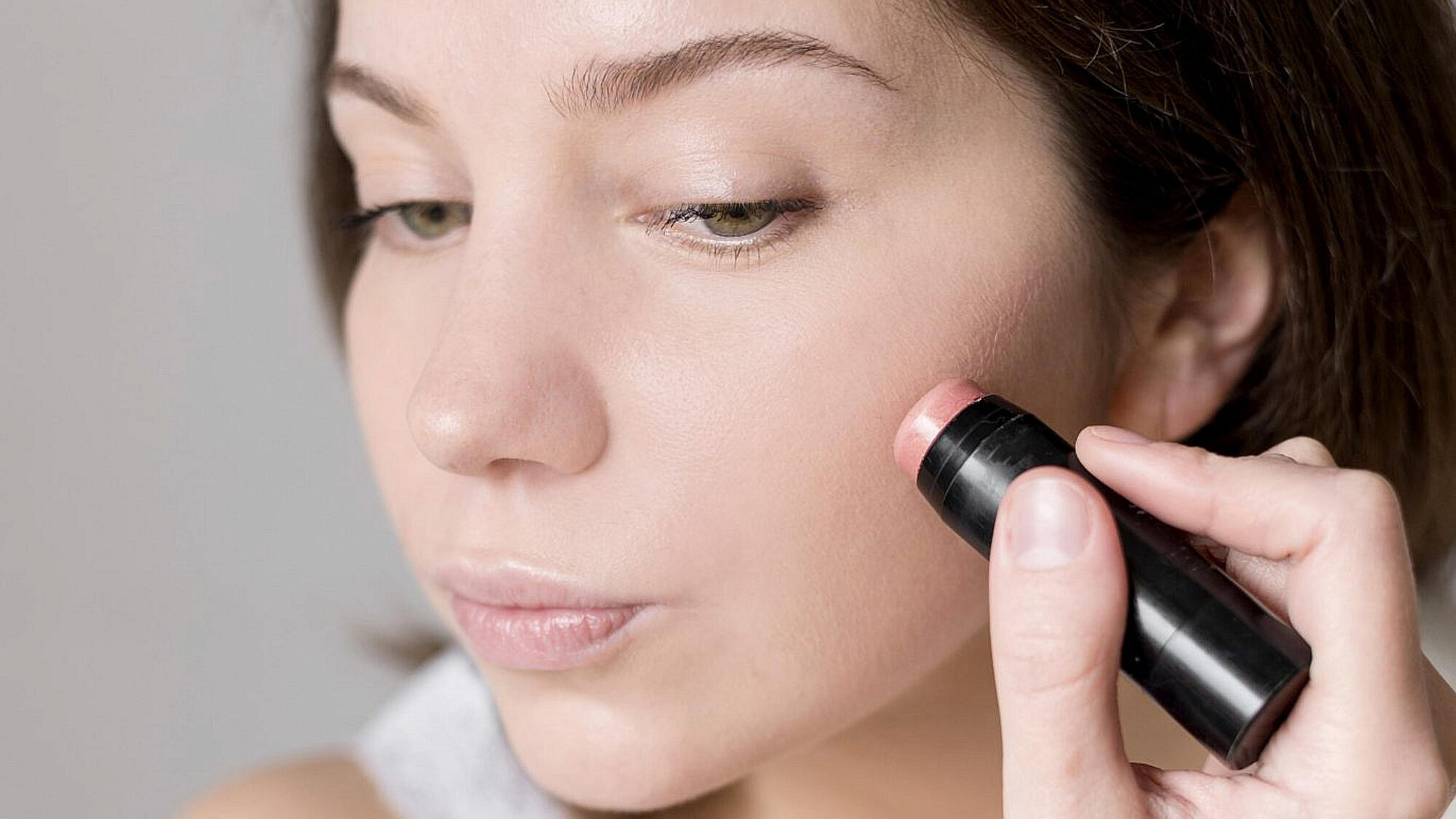 סומק סטיק | צילום: Freepik