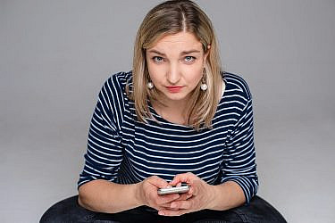 יאללה עופי. 2025, היי שלום | צילום אילוסטרציה: Freepik