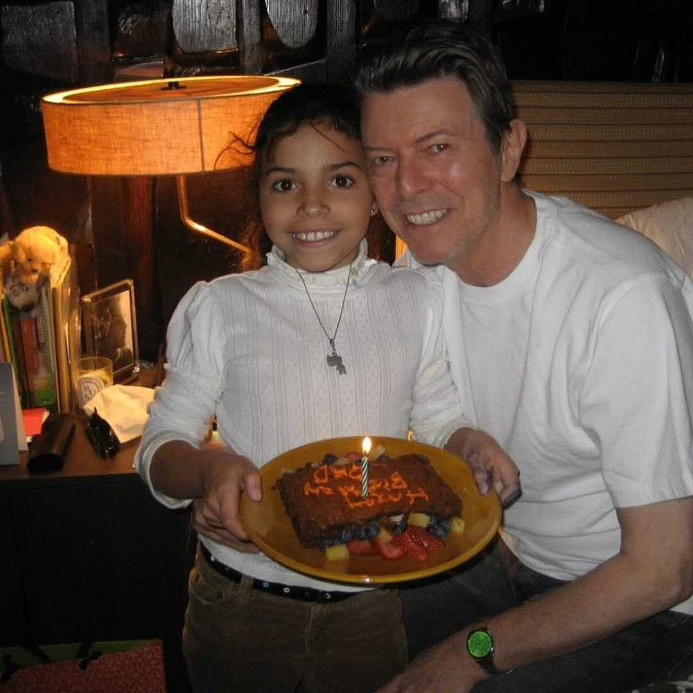 דיוויד בואי עם בתו לקסי ג'ונס | צילום: אינסטגרם _p0odle_@