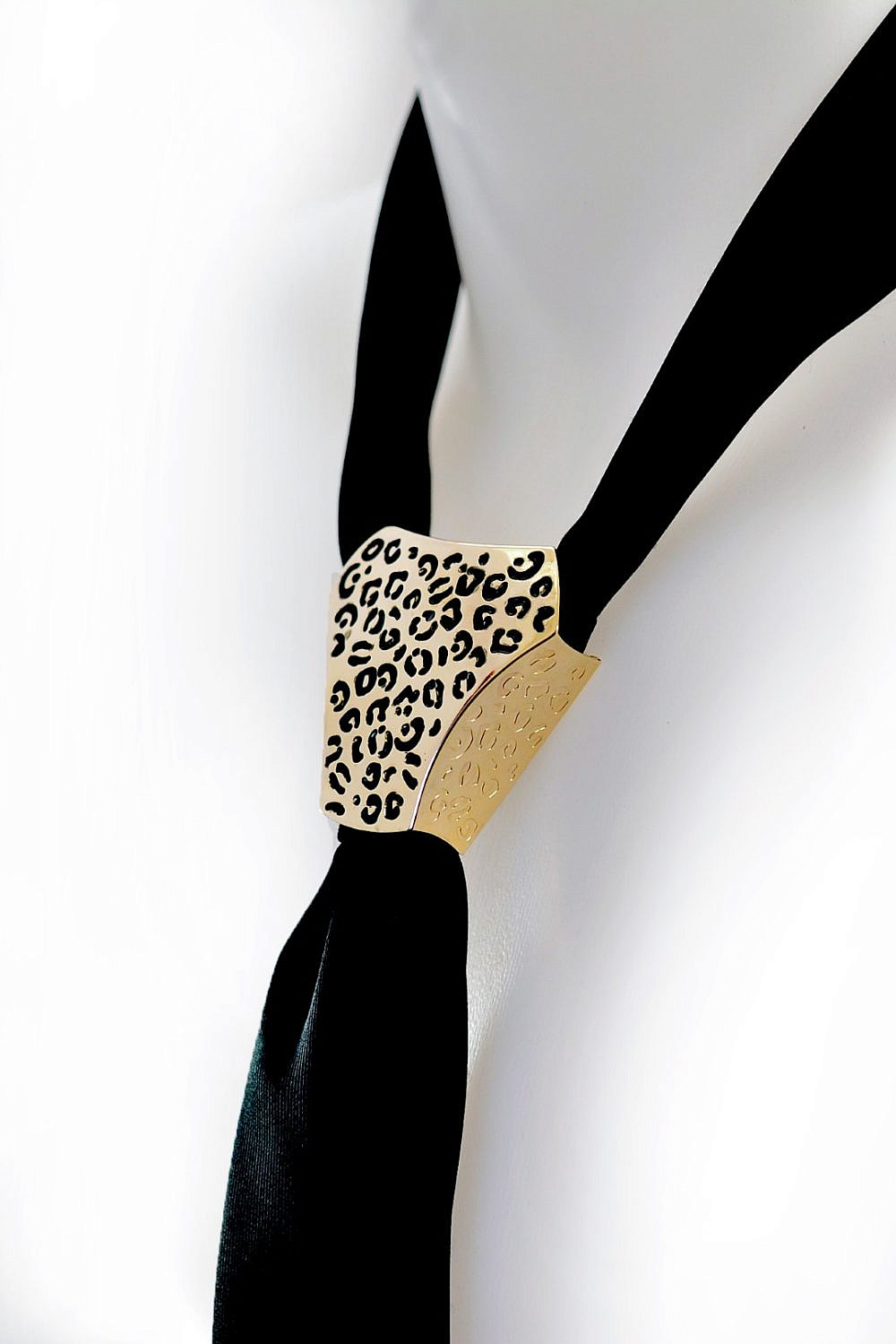 עניבה מתוכשטת של UniTies, מחיר 850 ש"ח | צילום: יח"צ