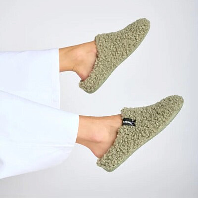 נעלי בית של Verbenas בשופרא, 136 ש"ח | צילום: יח"צ