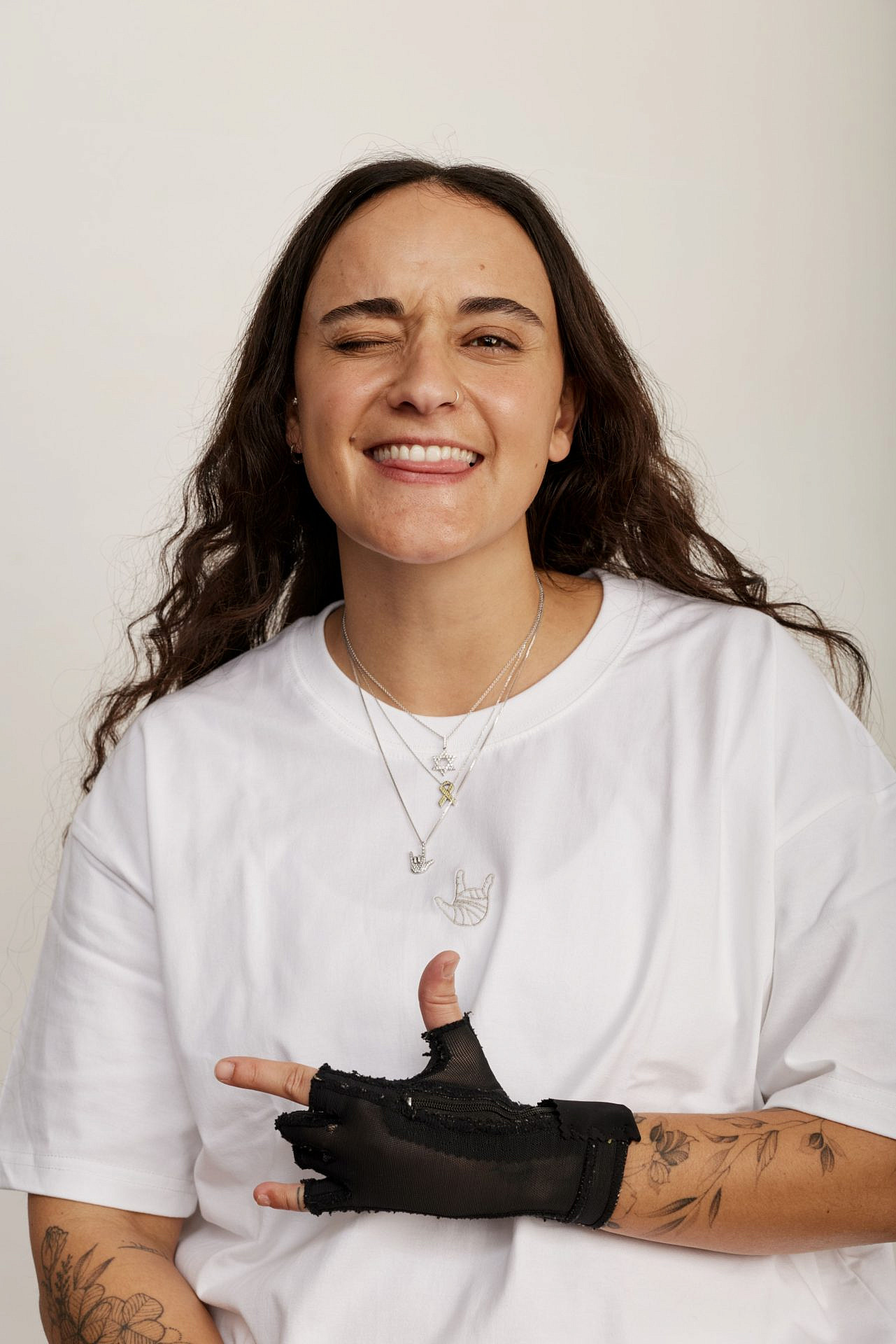 ÉMILY, הקולקציה המשותפת של סטורי ואמילי דמארי | צילום: שי פרנקו