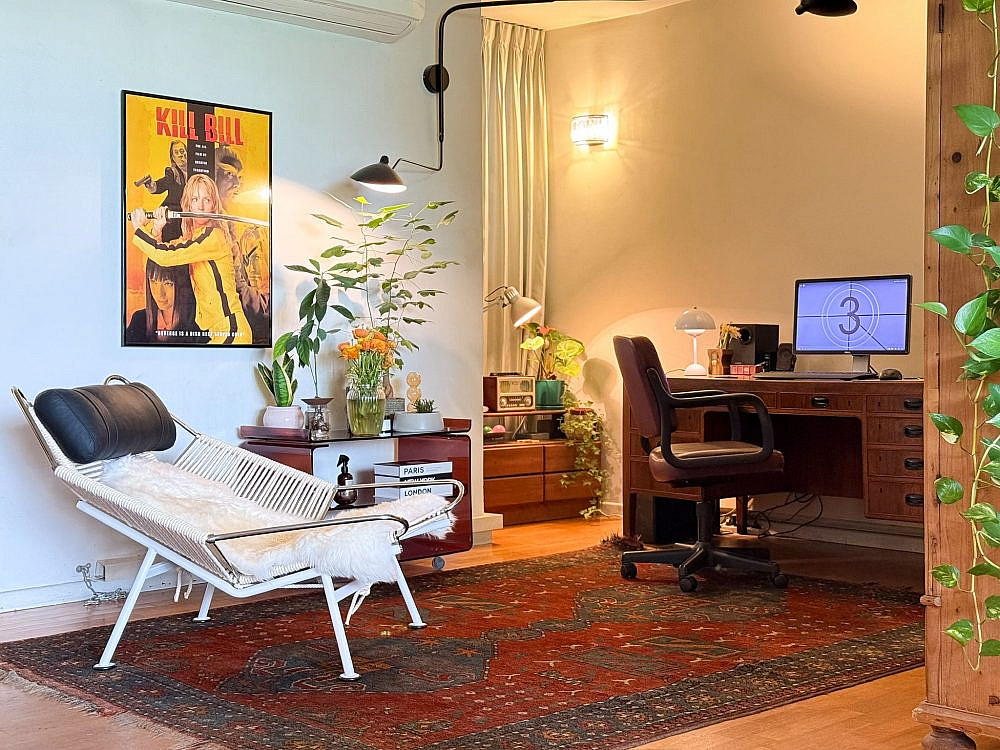 חדר העבודה בביתה של המעצבת נילי סובוטקה, סטודיו לתכנון ועיצוב פנים | צילום: נועם רון