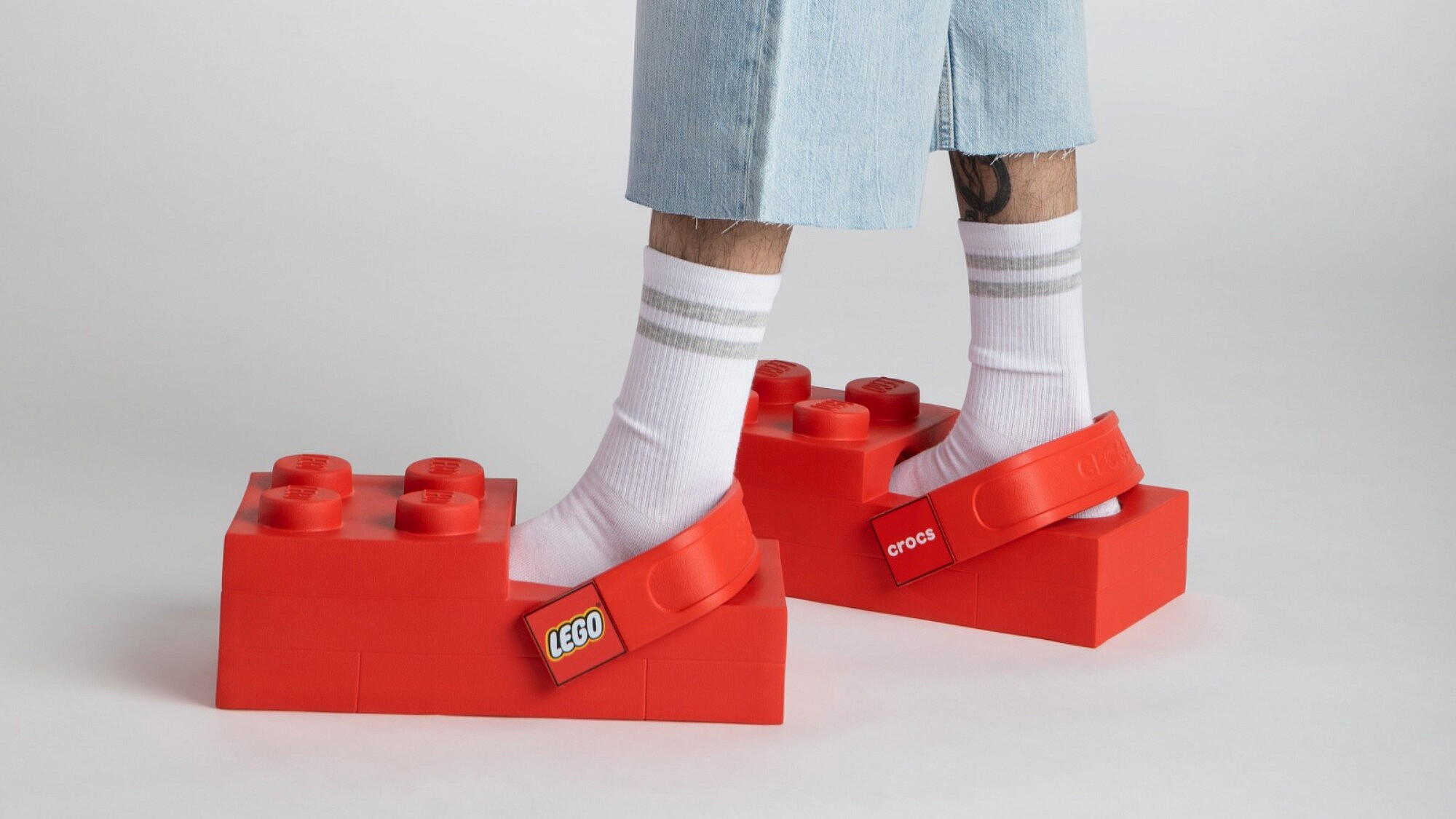 Crocs x LEGO | צילום: יח"צ קרוקס חו"ל