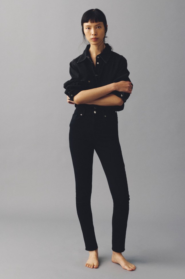 סקיני ג'ינס של H&amp;M, מחיר 129.90 ש"ח | צילום: יח"צ