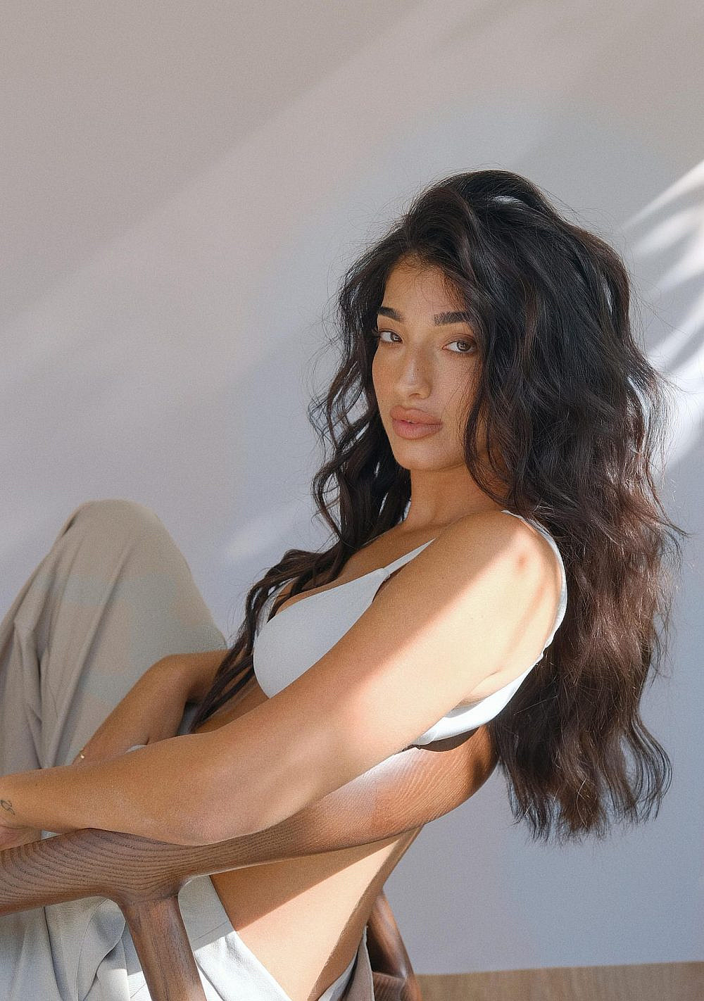 אריאל סיטבון | צילום ואיפור: ספיר בלדב, שיער: אביב דווידאן