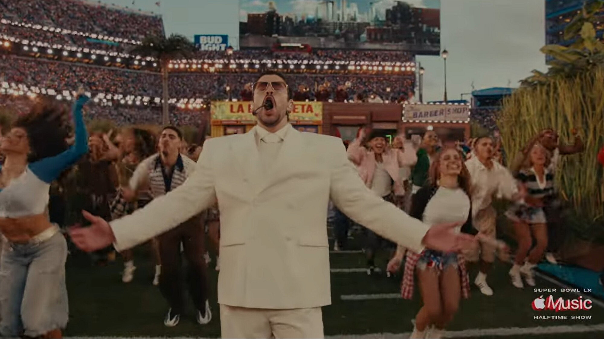באד באני במופע הסופרבול 2026 | צילום מסך מיוטיוב