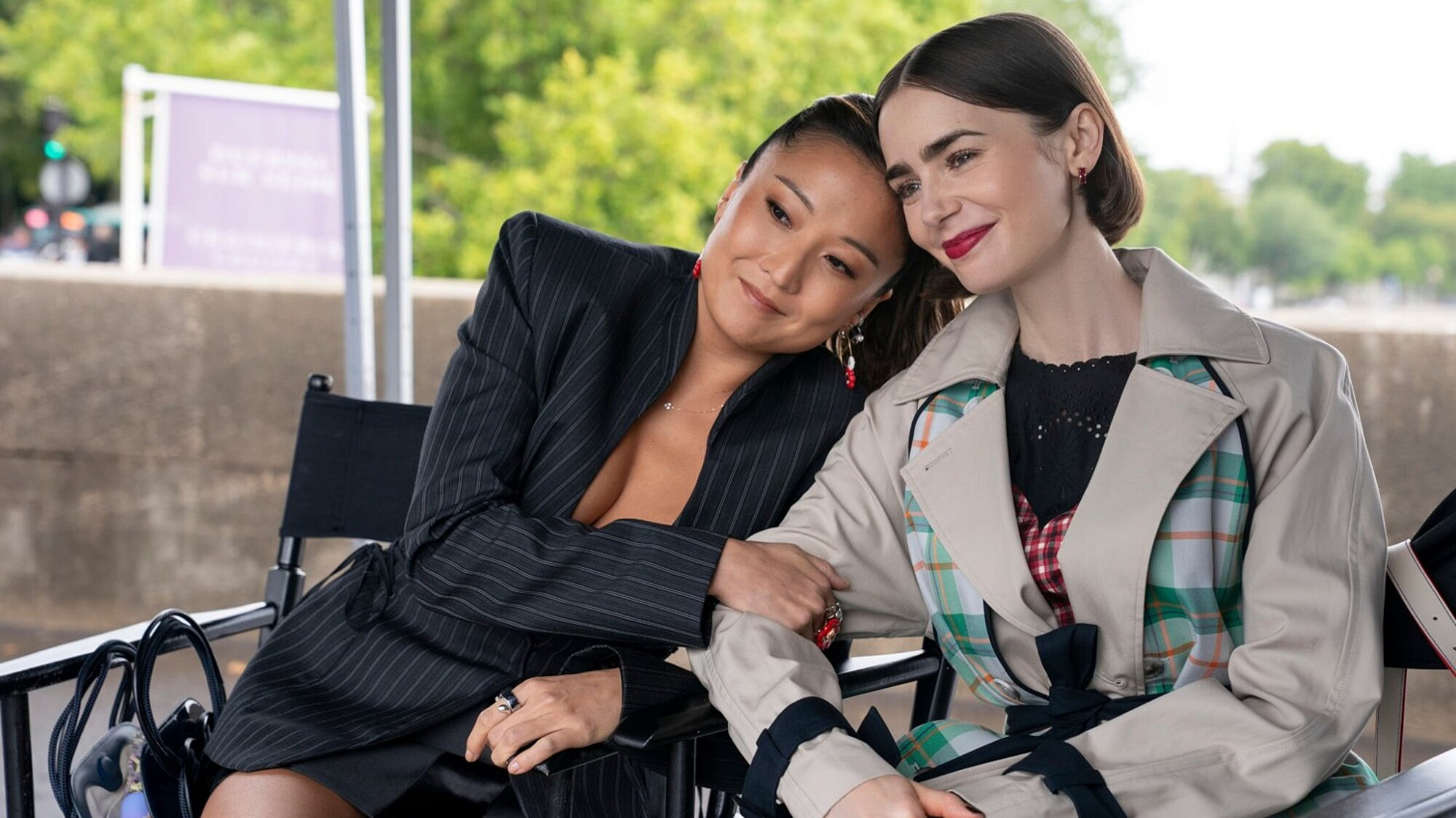 בסטיז. אמילי ומינדי, "אמילי בפריז" | צילום: נטפליקס