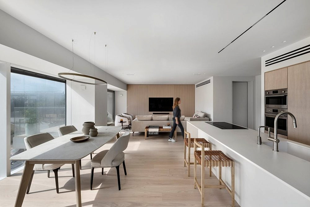 מעצבת נועה קופרמן, צלם עודד סמדר