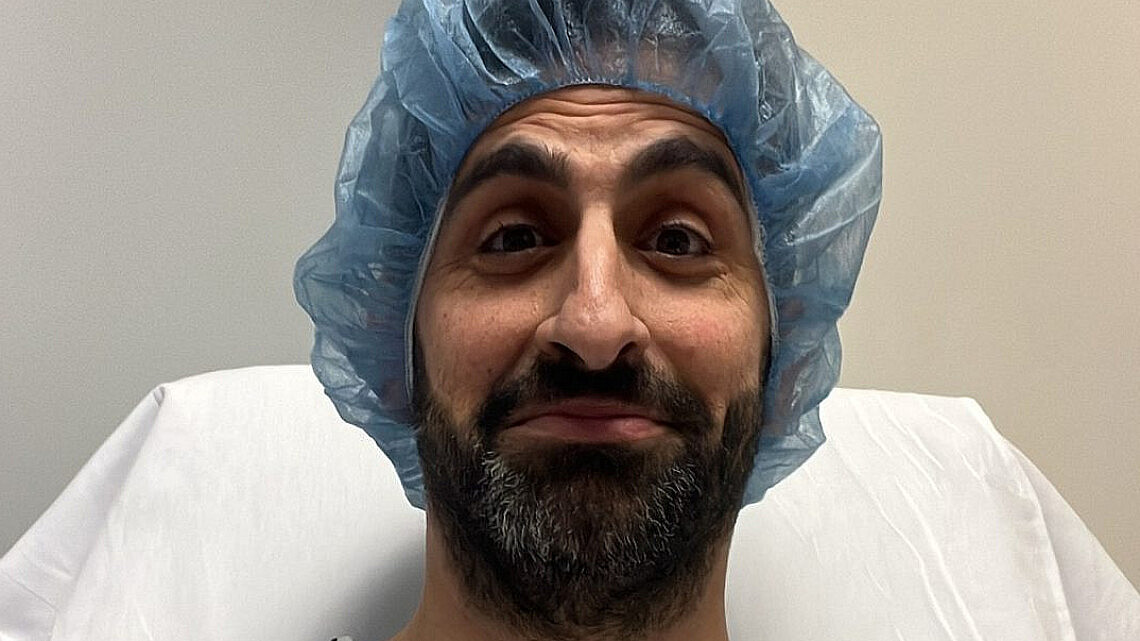 "אני בטוח שיהיו מי שיצחקו עליי ויכנו אותי גבר 'מסורס' או 'מעוקר'". ד"ר עשהאל רומנלי | צילום: באדיבות המצולם