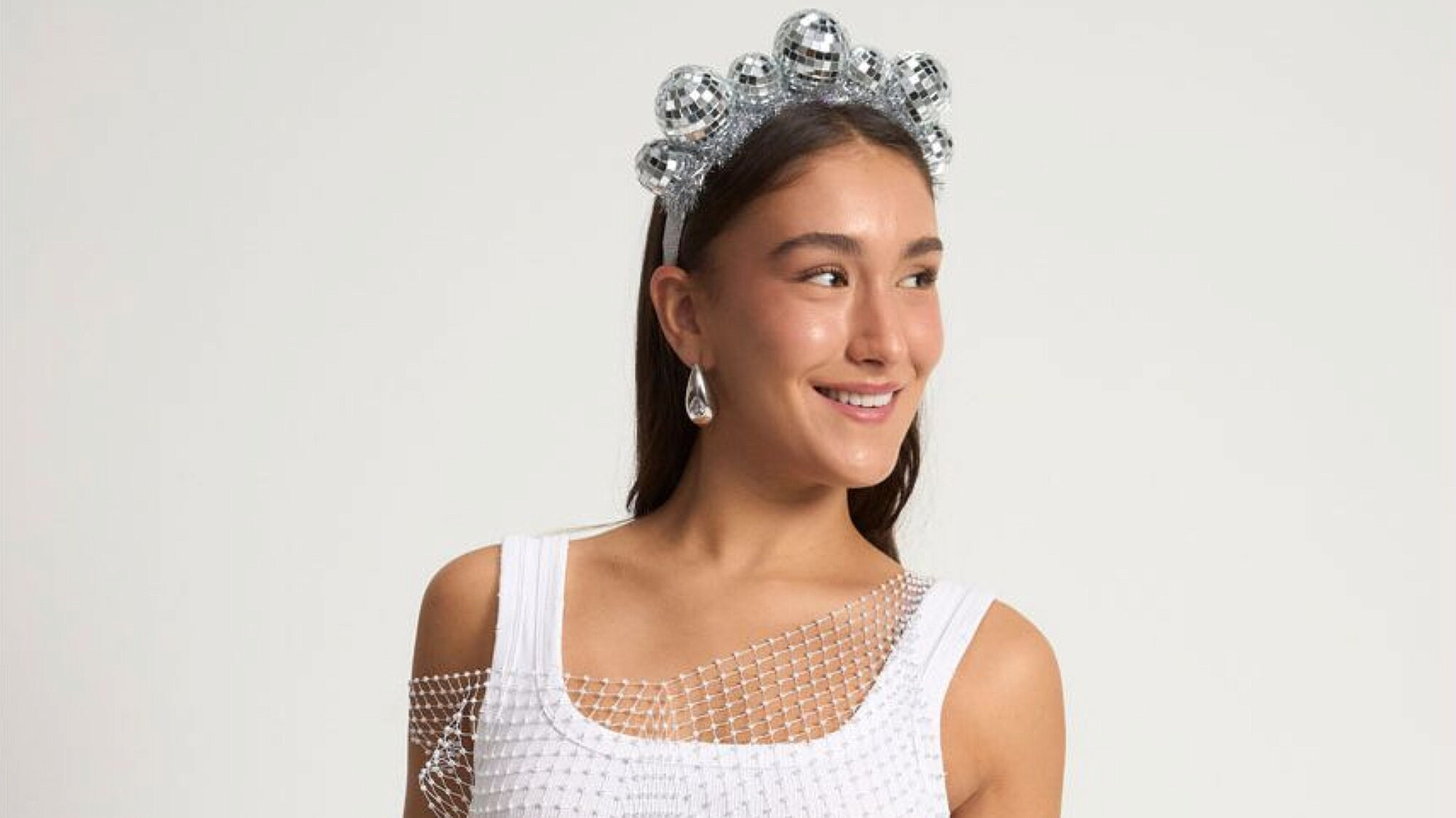 קשת כדורי דיסקו של טופ טן, 27.90 ש"ח | צילום: אתר רשמי קשת כדורי דיסקו של טופ טן, 27.90 ש"ח | צילום: אתר רשמי