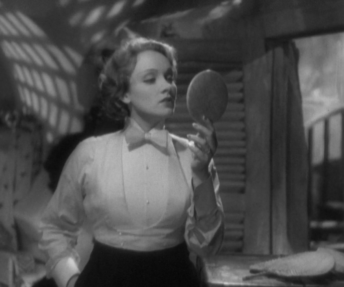 מרלן דיטריך בסרט "מרוקו" | צילום מסך