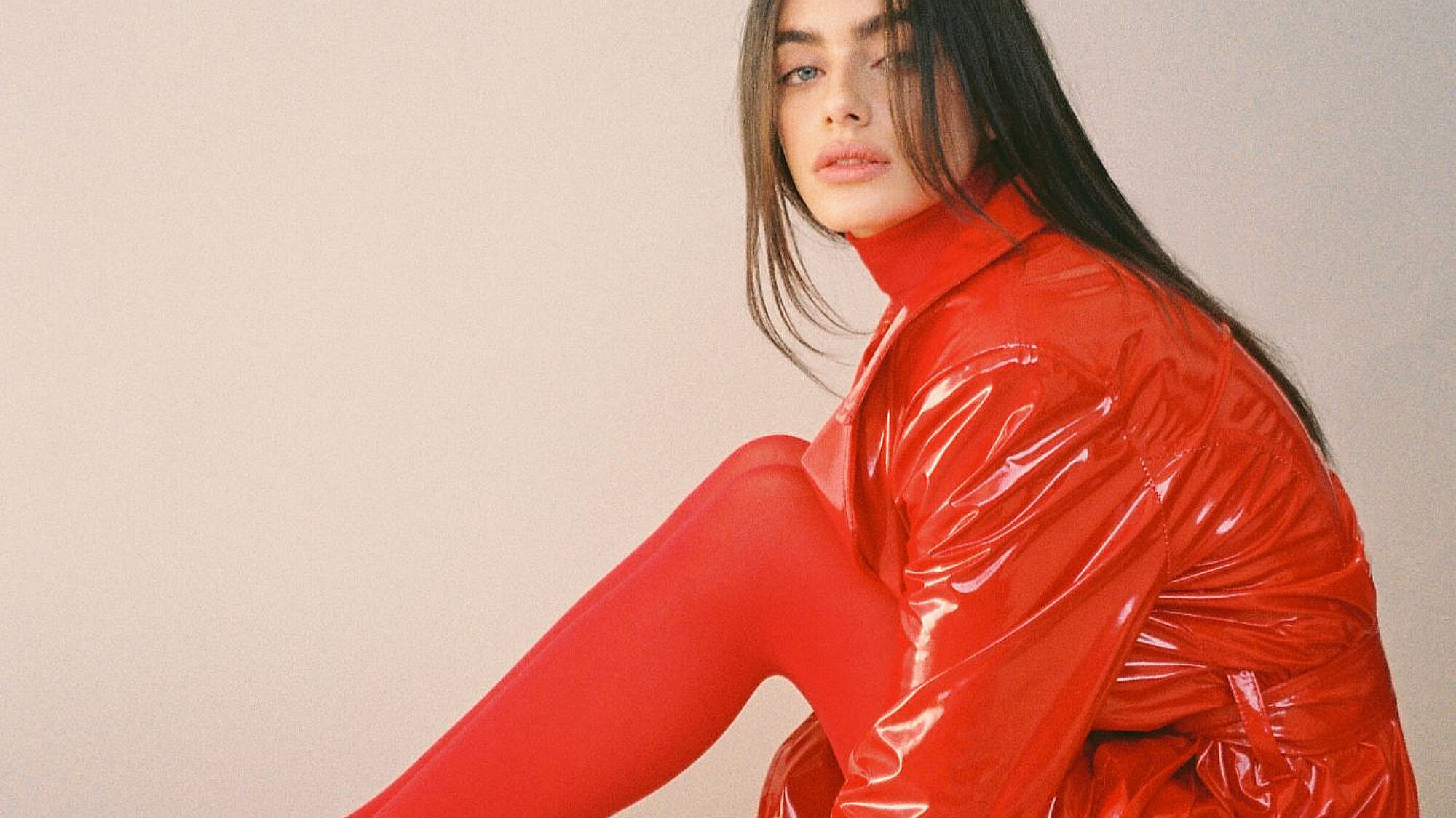 יעל שלביה למותג HALT, במכירת הפופ-אפ ברביעיית פלורנטין | צילום: שי תמיר