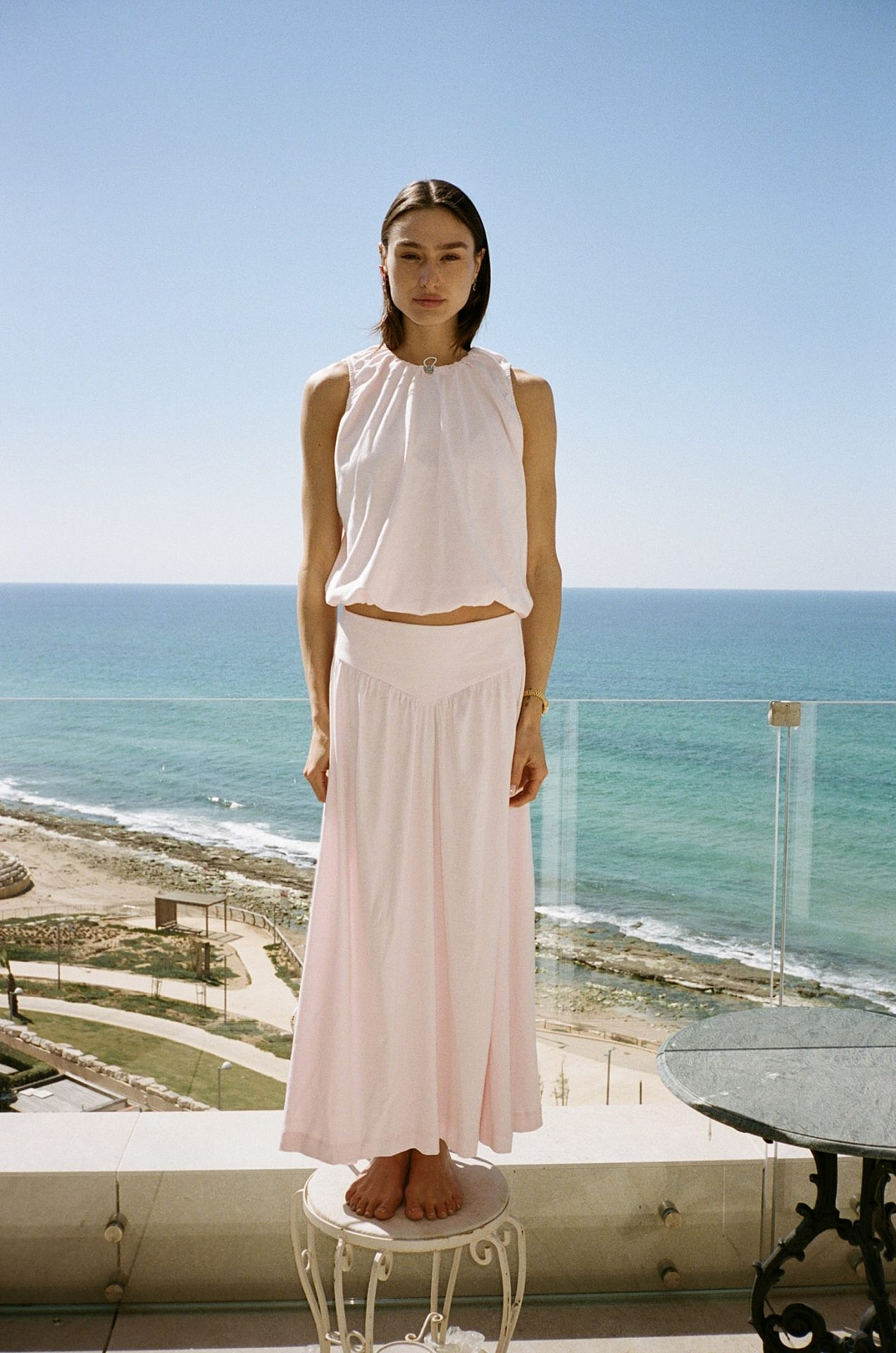 חנות חדשה למותג האופנה המקומי DE BASE | צילום: יח"צ