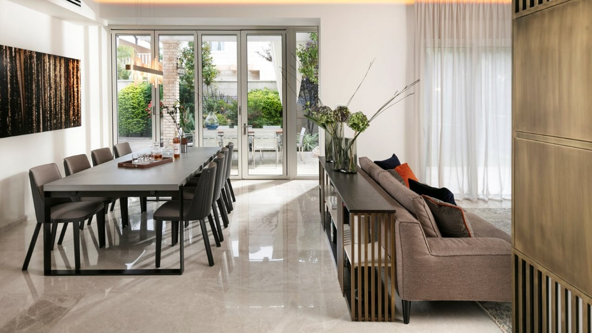 עיצוב צביה קזיוף, צלם אלעד גונן