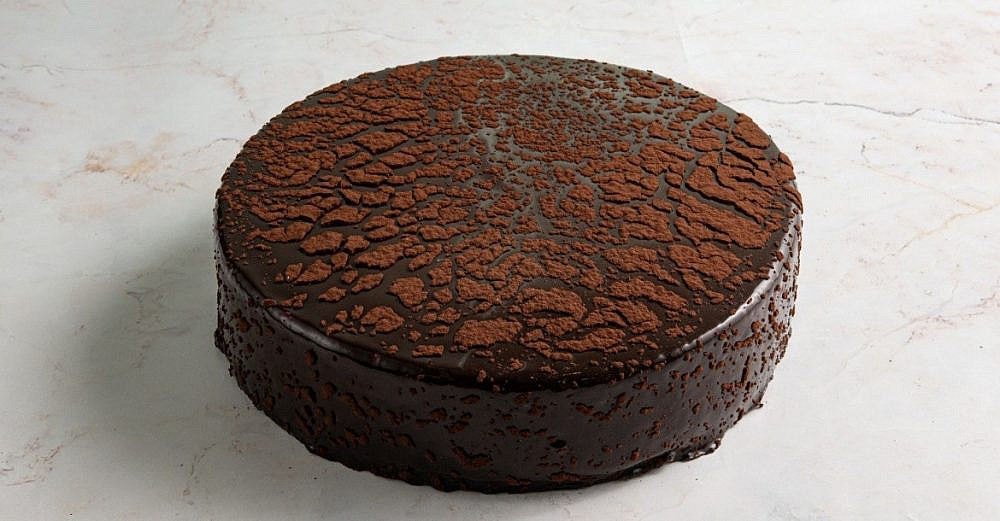 סוד כמוס. עוגת מוס שוקולד, דלאל | צילום: אסף קרלה