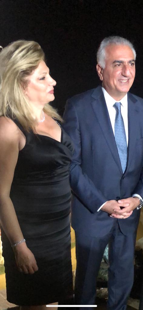 סיון שהב לצד יורש העצר האיראני רזא כורש עלי פהלווי | צילום: באדיבות סיון זהב