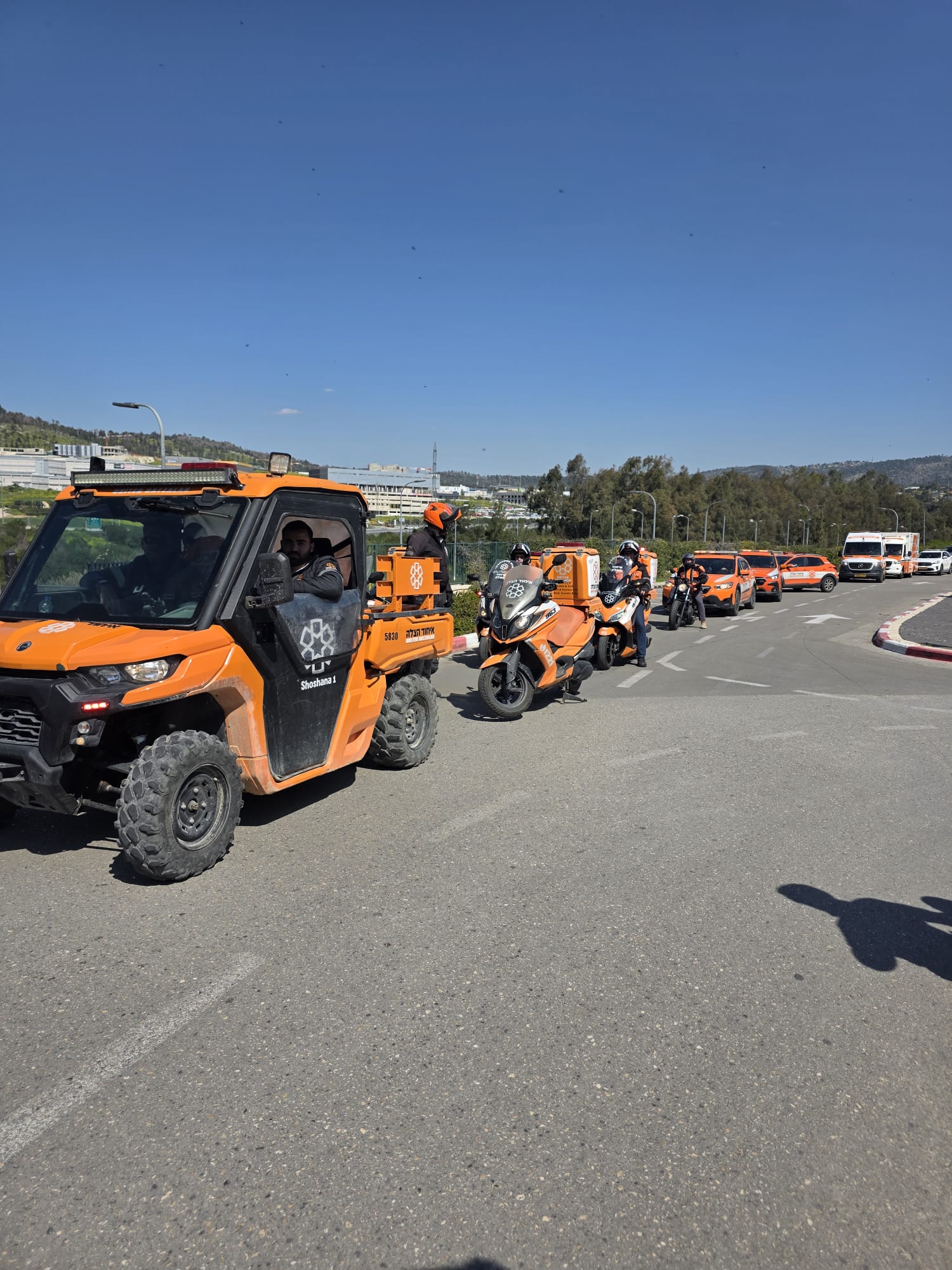 שיירת איחוד והצלה בדרך להלווייתה של רונית אלימלך ז"ל | צילום: באדיבות סניף "לביא" איחוד והצלה בית שמש