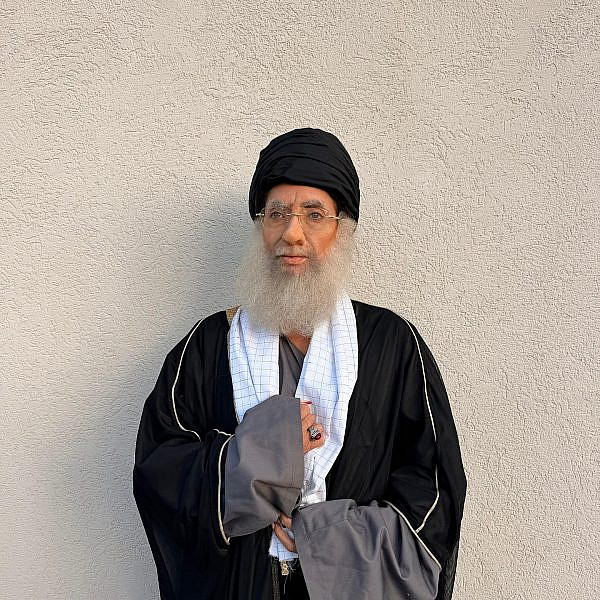 ח'אמינאי בבת. אירה דולפין | צילום: בר שמייב