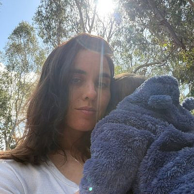 רותי קליין ובנה | צילום: באדיבות המצולמת