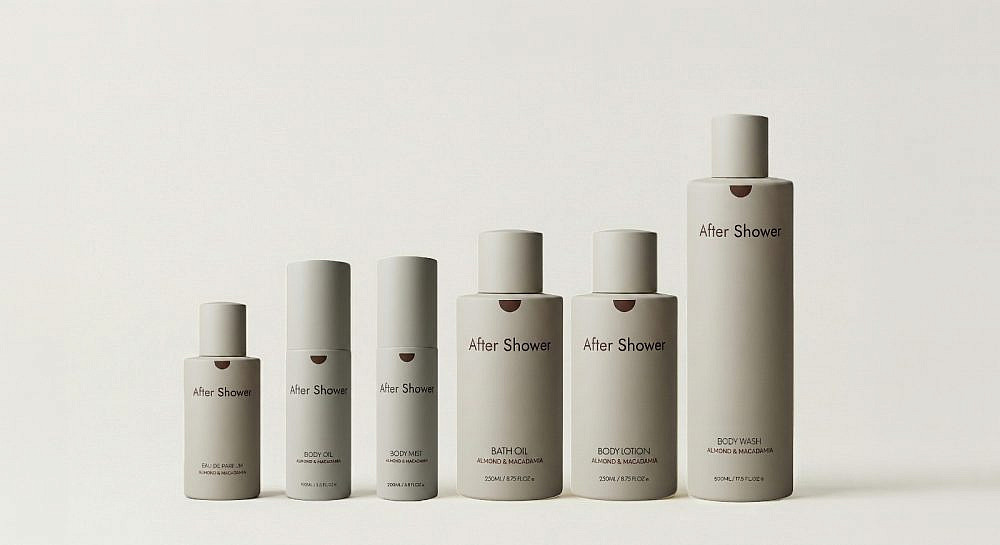 AFTER SHOWER. סדרת פינוק לגוף בניחוח שקדים המכילה שמן רחצה, קרם גוף, מיסט, ג'ל רחצה ובושם. 259 ש"ח | צילום: יח"צ

