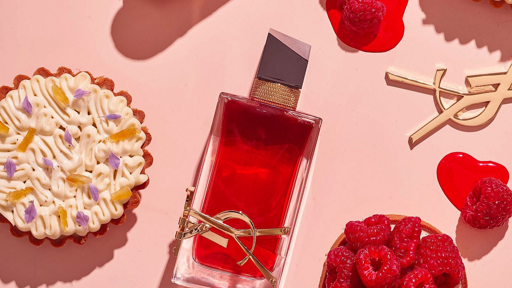 בשמים לחג. LIBRE BERRY CRUSH של ysl | צילום: יח"צ בשמים לחג. LIBRE BERRY CRUSH של ysl | צילום: יח"צ