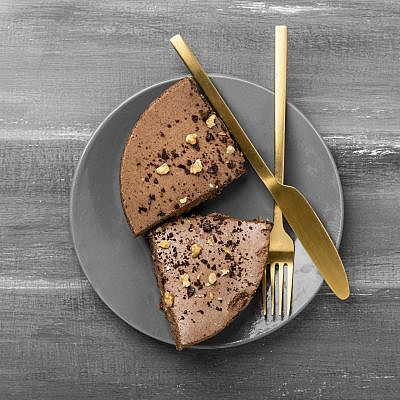 אומייגד, עוגת מוס שוקולד משני מרכיבים בלבד | צילום: Freepik